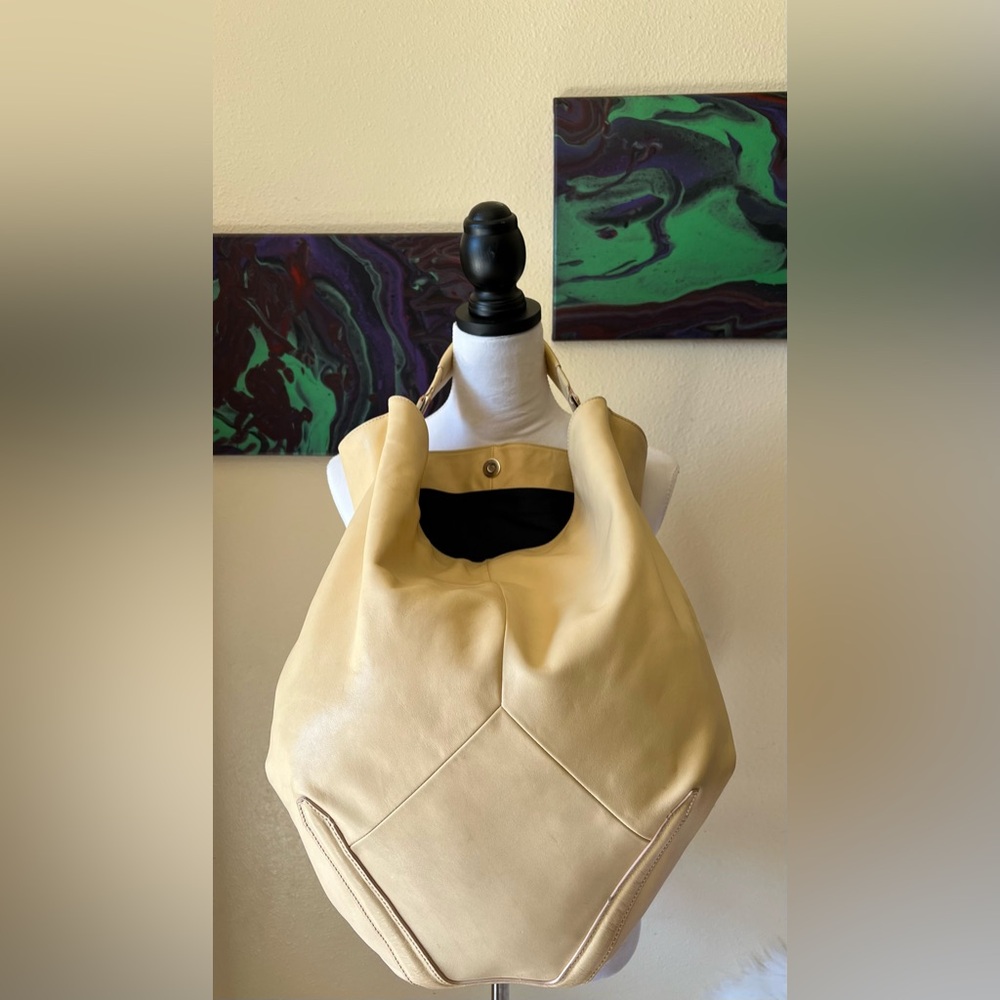 Pour La Victoire Leather Hobo